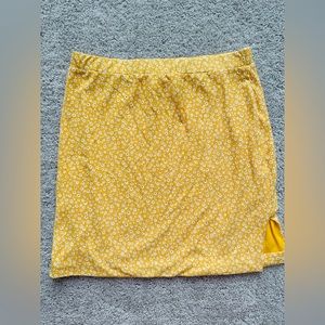 These Three Boutique Flower Yellow Skirt